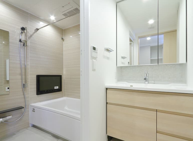 洗面室と浴室のトータルリフォーム