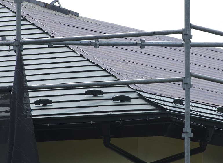 屋根カバー工法